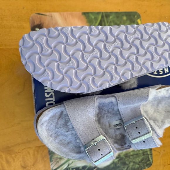 Birkenstock Arizona Sherpa - Picture 1 of 3